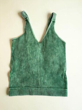 ZENANA Crop Green Tank w/ Bra Size L/XL NEW NWT